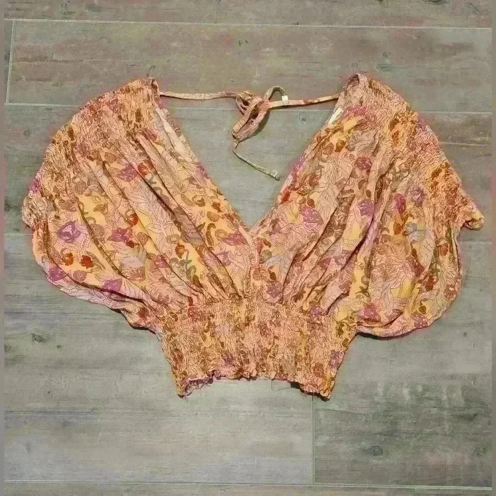 Cupakes and Cashmere Floral Blouse - Picture 3 of 7